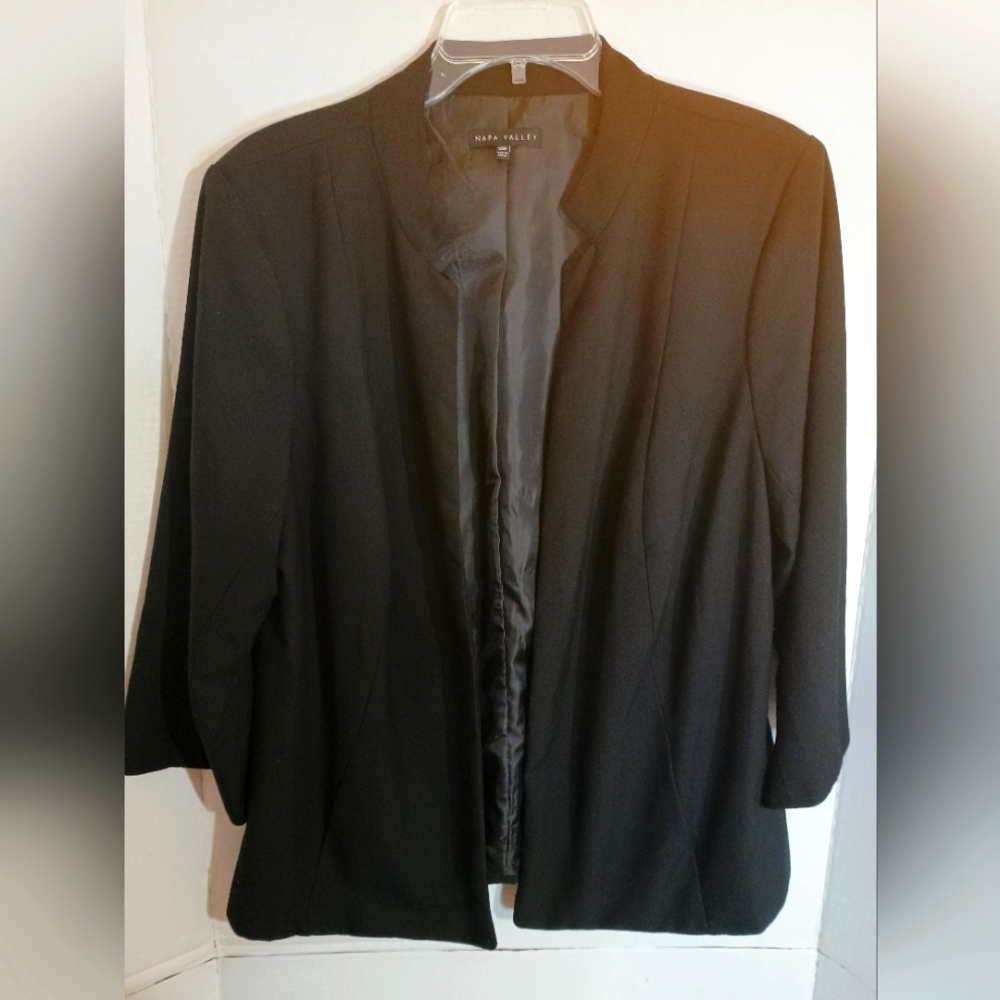 Napa Valley Women's Blazer Size 16W